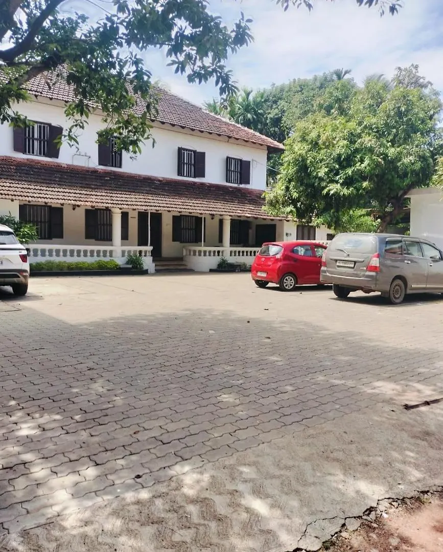 Town Residency Villa Kannur Lodge